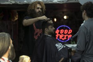 白髪染めを美容院で節約するための代替手段は？